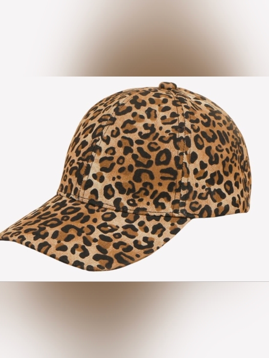 Hat Attack Accessories - Hat Attack tan cap with navy label